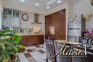 Уютная 3-комнатная квартира на Правом Берегу, Днепровский район