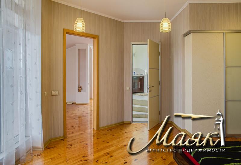 Квартира в новостройке: двухуровневая квартира с видом на Днепр, Днепровский 