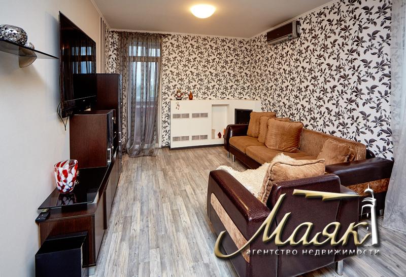 Предлагается к продаже 3-х комнатная квартира.