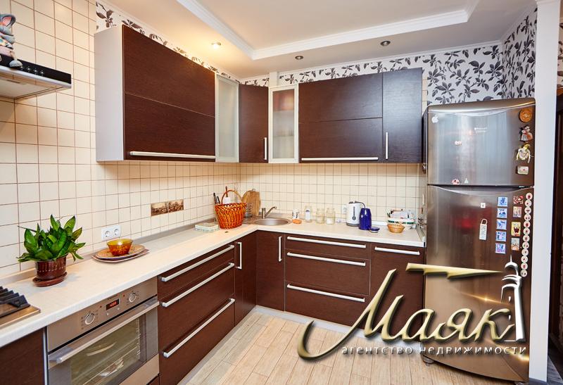 Предлагается к продаже 3-х комнатная квартира.