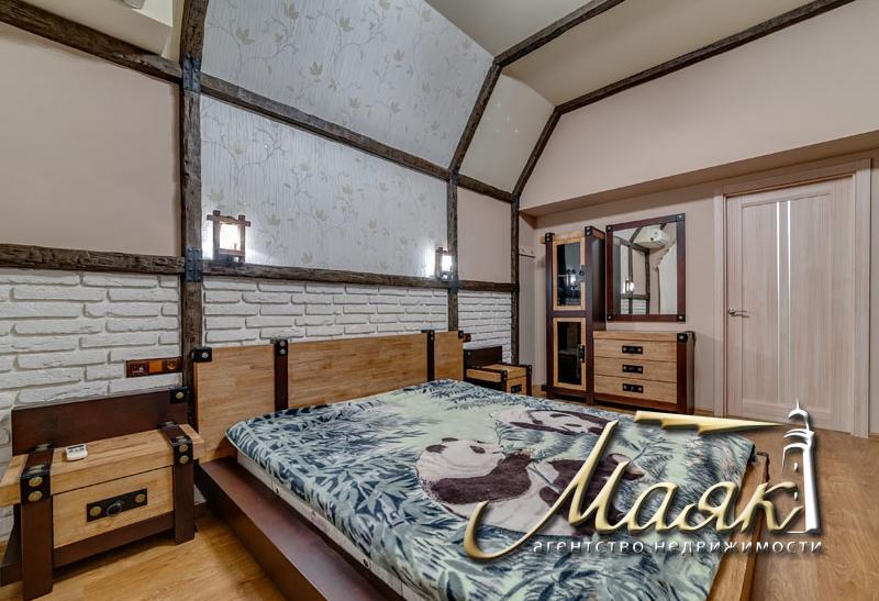 Двухуровневая квартира в ЖК "Ренессанс".