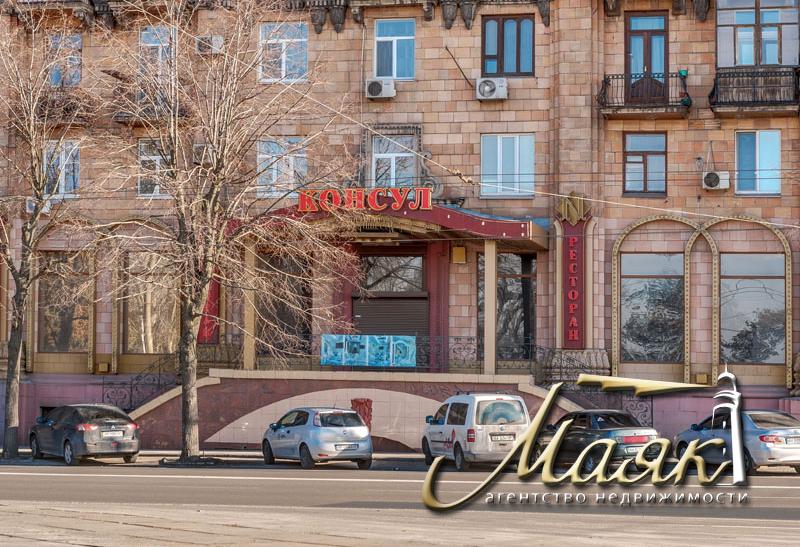 Предлагается к продаже помещение.